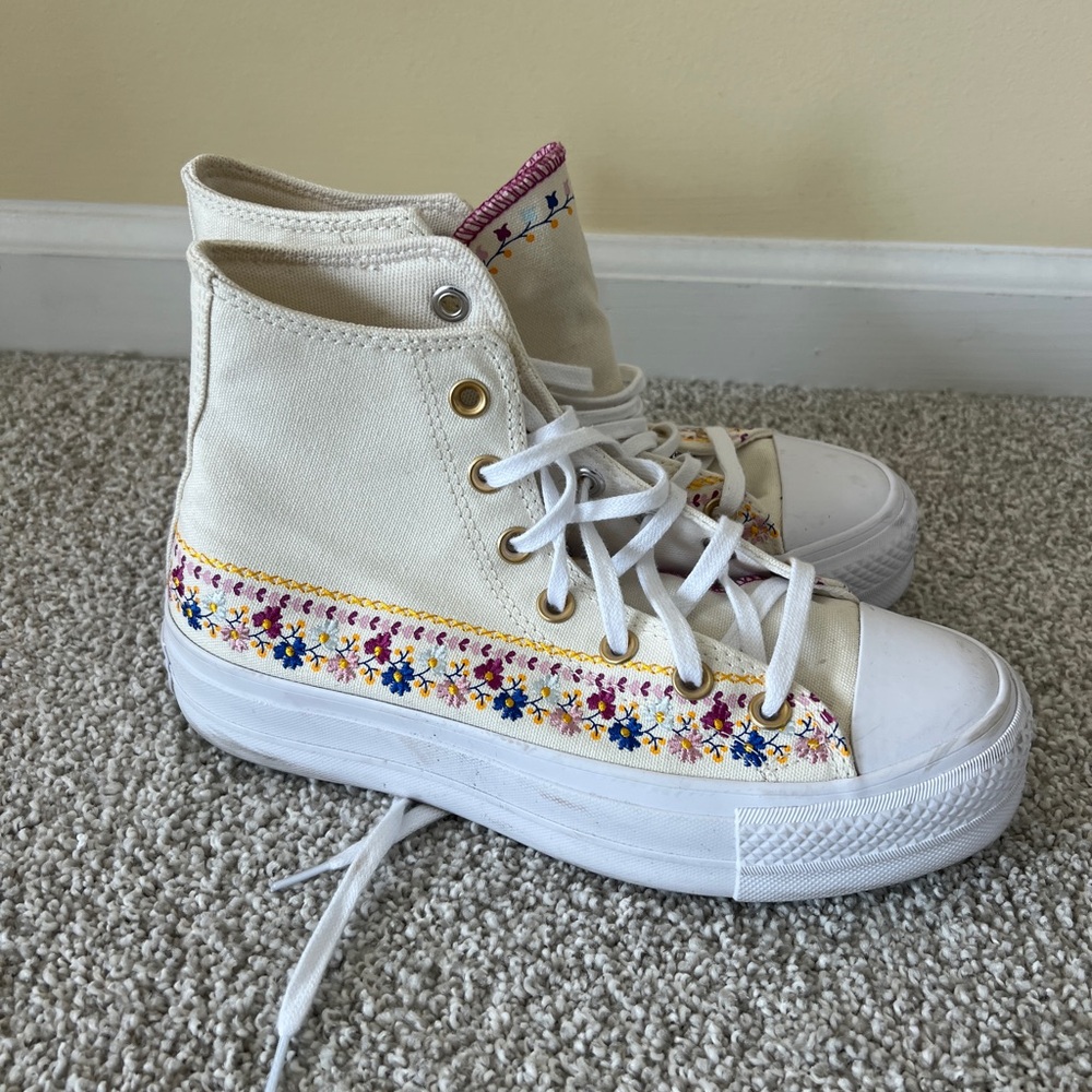 Platform Floral Converse